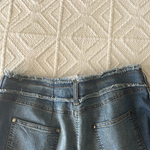 Simon Chang denim - Picture 11 of 14